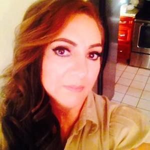 Meet your Posher, Yolanda